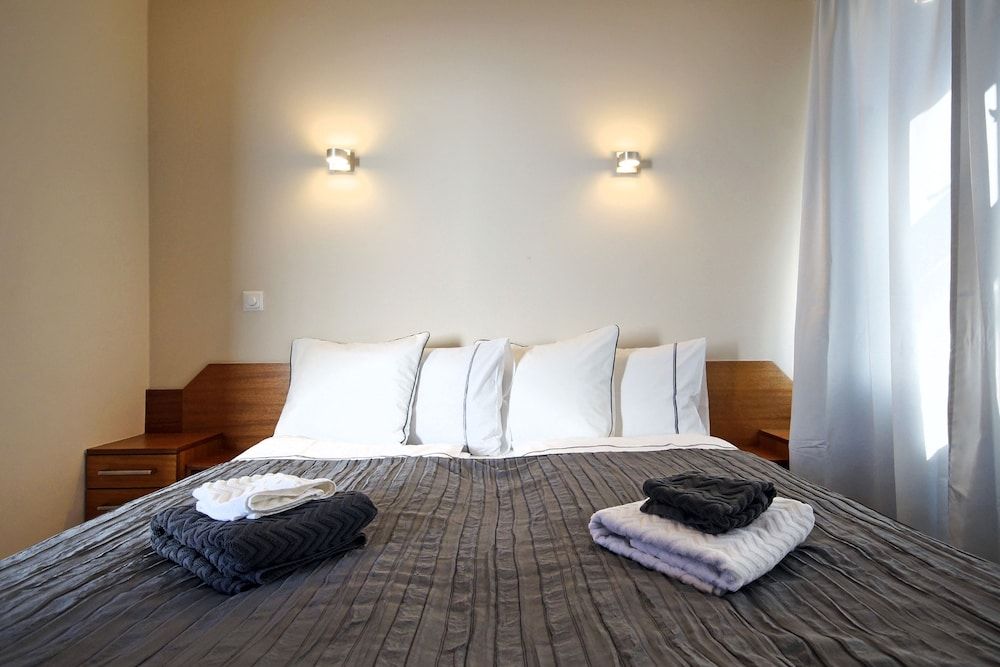 Marine Apartments Apartment, 2 Bedrooms 4