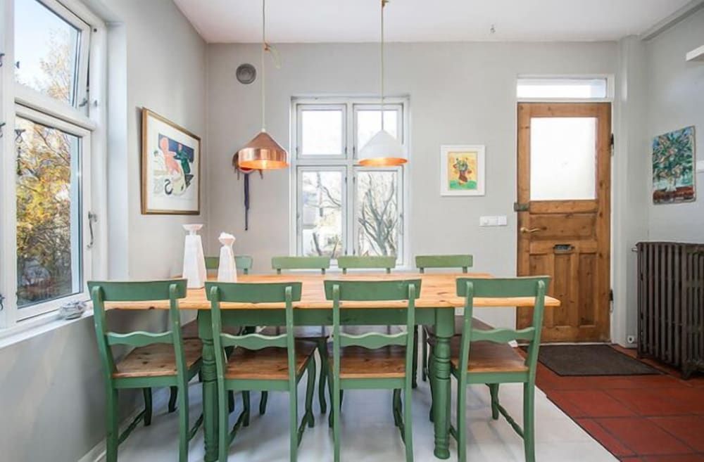 undefined Apartment H4 7