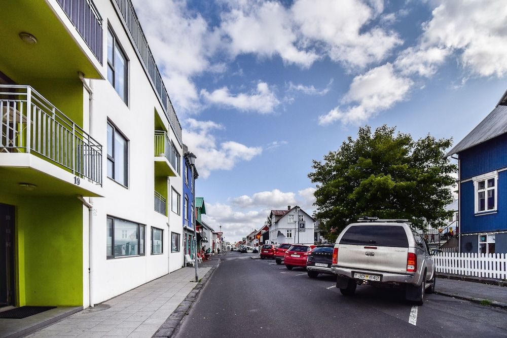 undefined Apartment N19 2