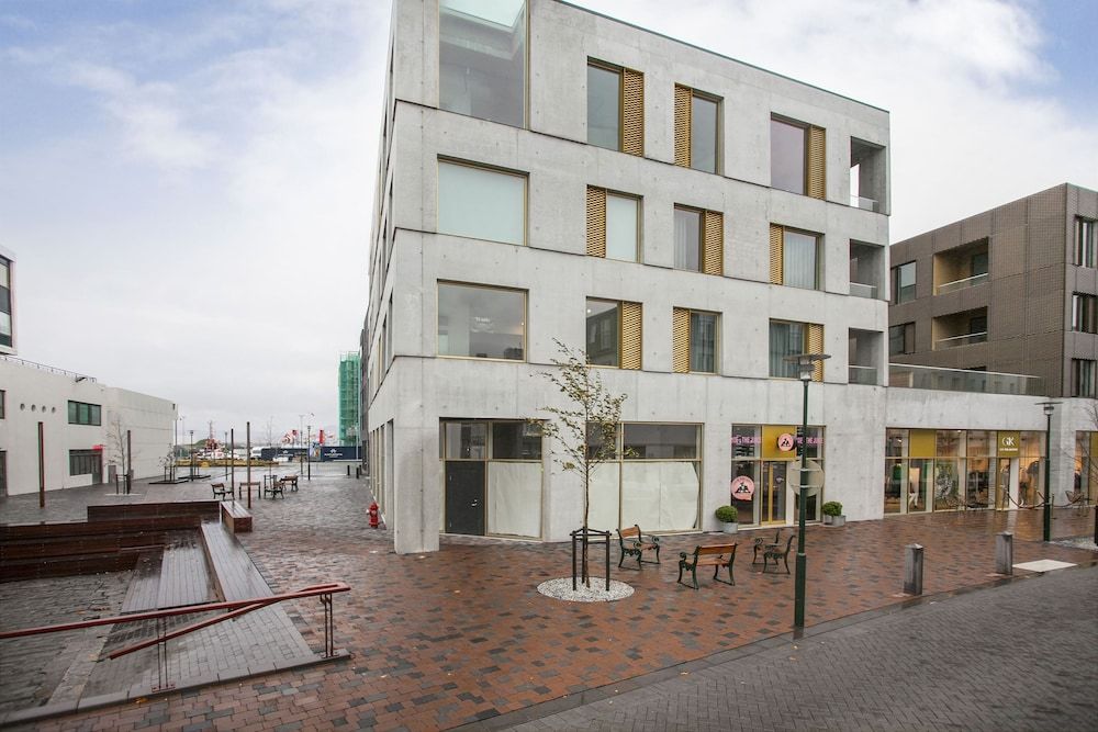 undefined Apartment T21 2