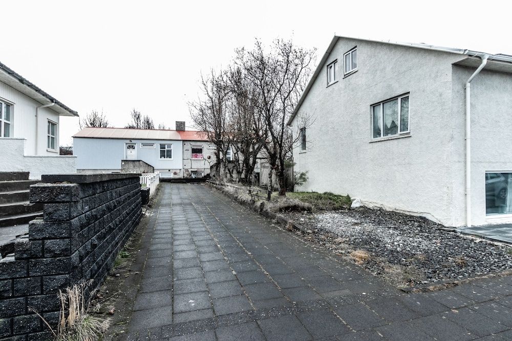 undefined Apartment S14 3