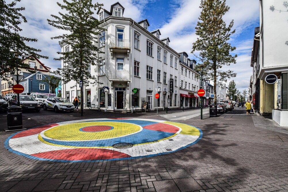 undefined Apartment FR8 10