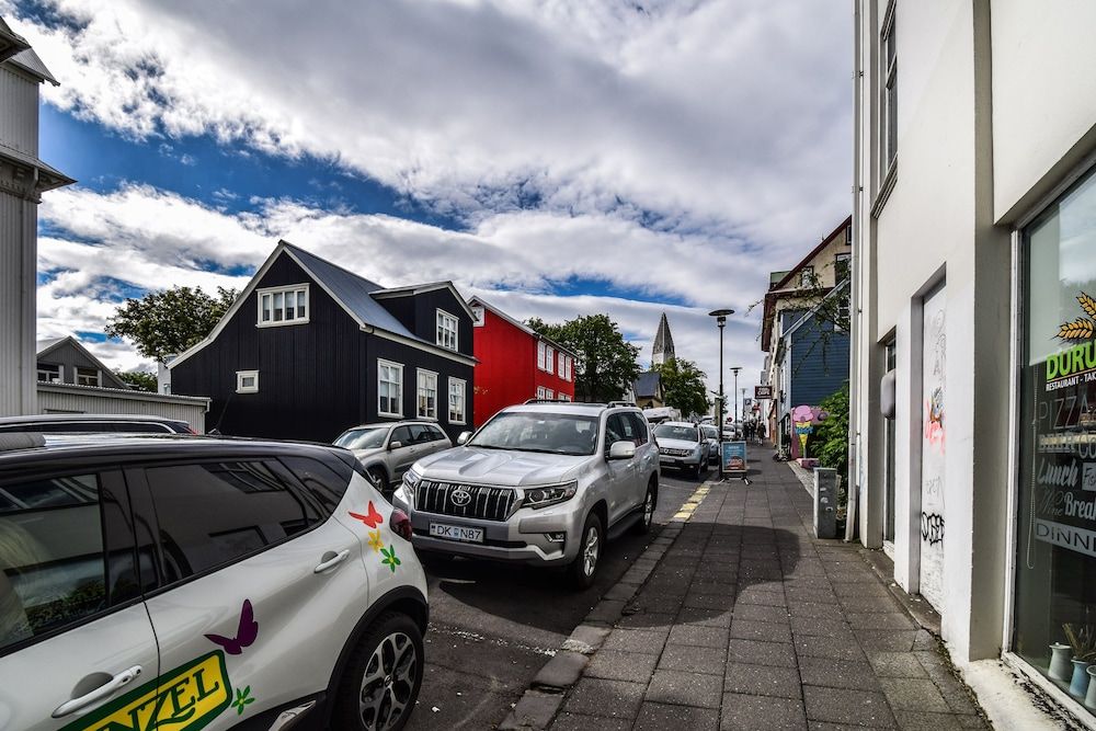 Apartment FR8 Deluxe Apartment, 1 Bedroom 12