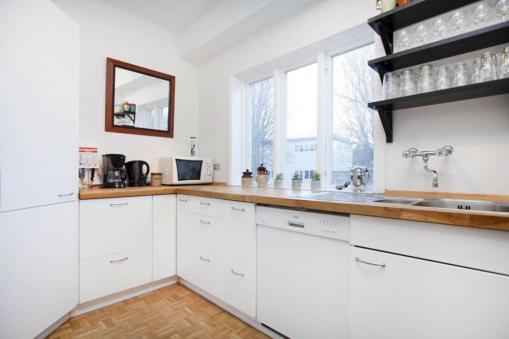 undefined Hringbraut 104 4