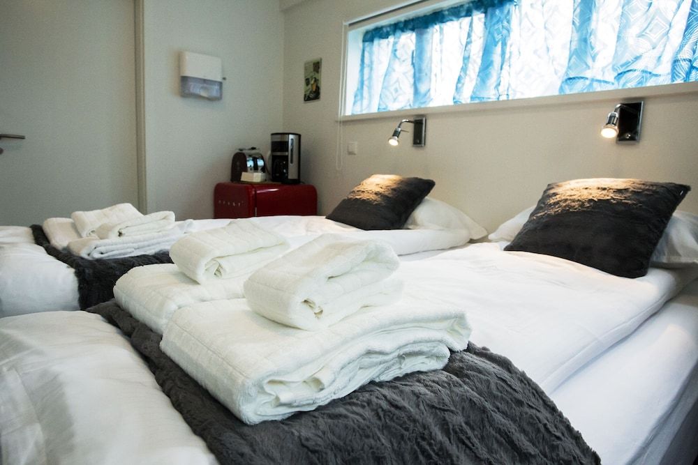 Guesthouse 77