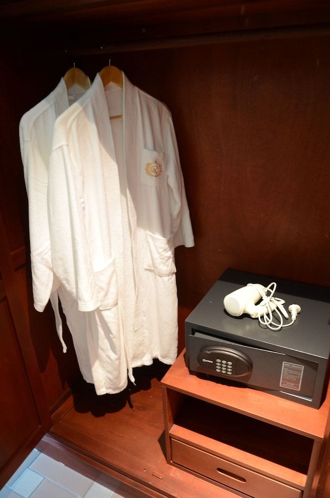 Saksiri Riverside Boutique Hotel Deluxe Room, 1 Queen Bed 17