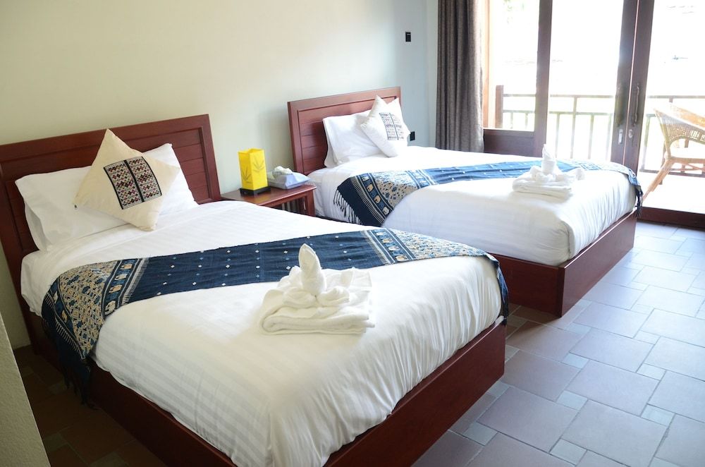 Saksiri Riverside Boutique Hotel Deluxe Twin Room, 2 Twin Beds 7