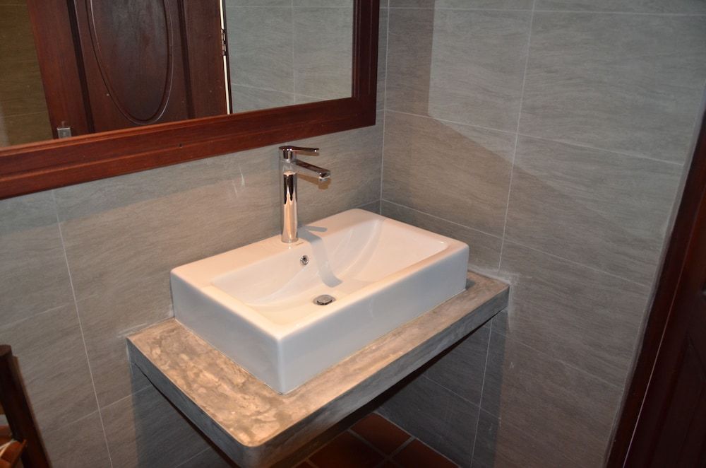 Saksiri Riverside Boutique Hotel Deluxe Room, 1 Queen Bed 16