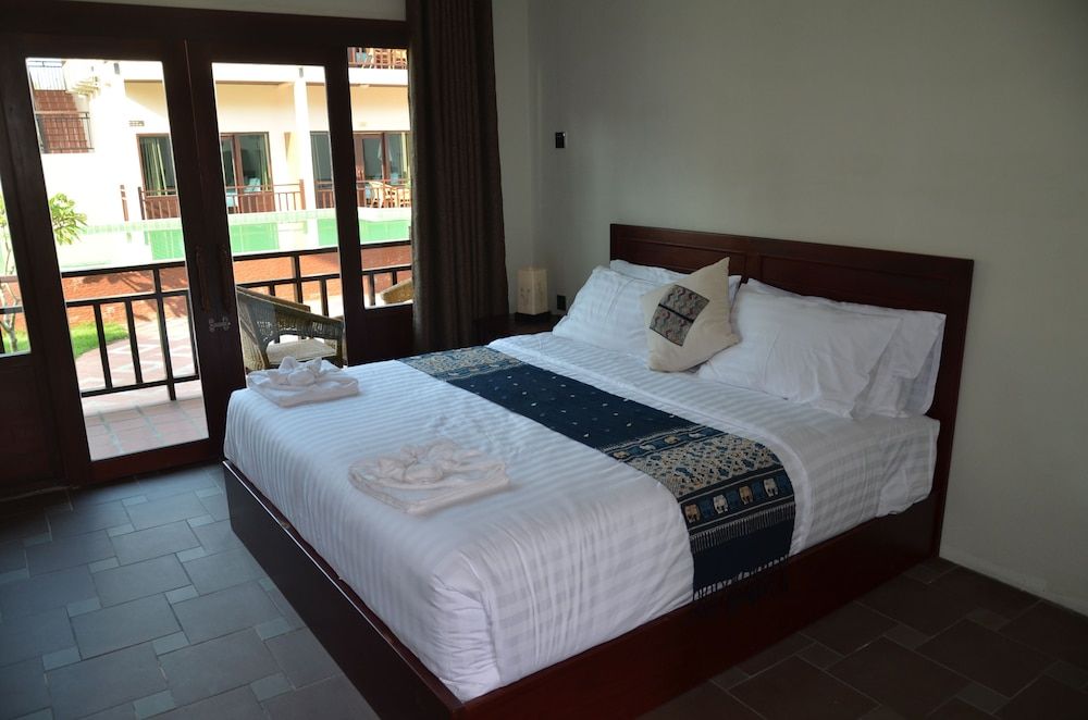 Saksiri Riverside Boutique Hotel Deluxe Room, 1 Queen Bed 4