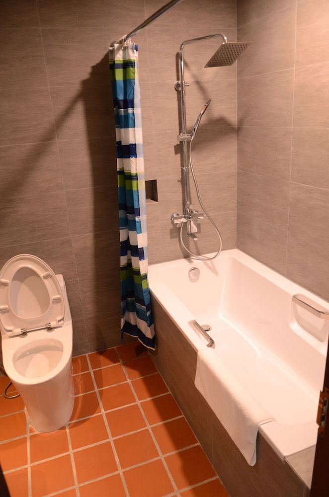 Saksiri Riverside Boutique Hotel Deluxe Room, 1 Queen Bed 10