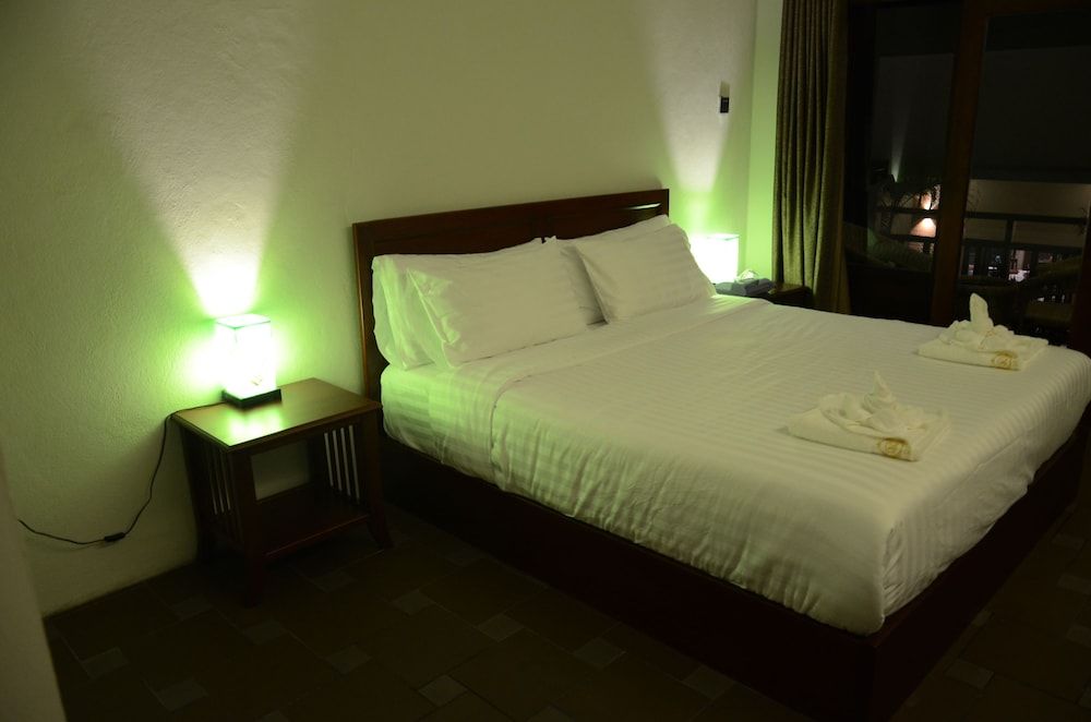 Saksiri Riverside Boutique Hotel Deluxe Room, 1 Queen Bed 2
