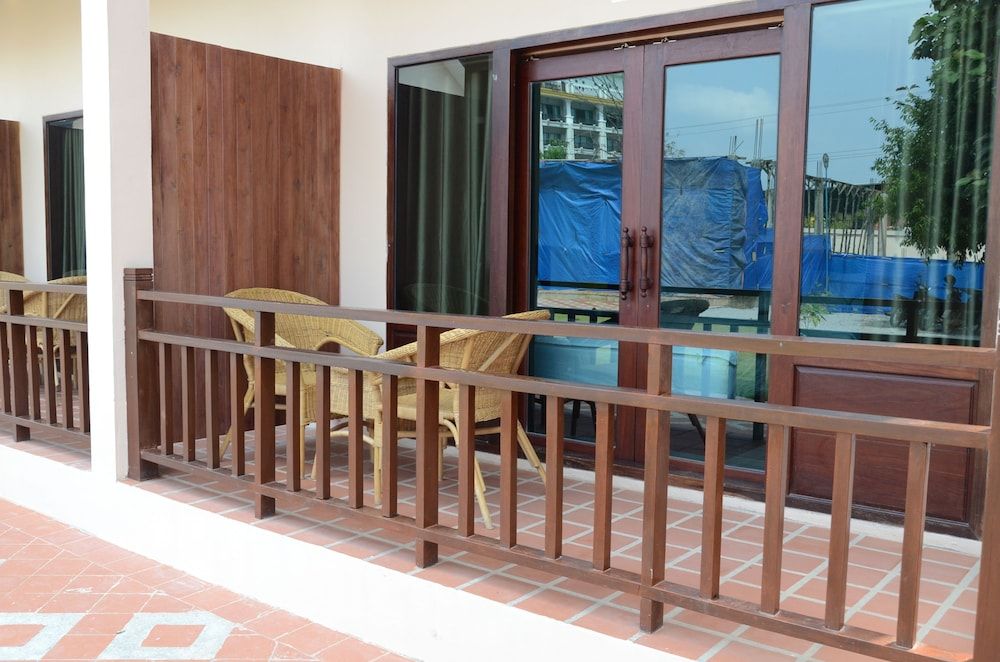 Saksiri Riverside Boutique Hotel Deluxe Room, 1 Queen Bed 6