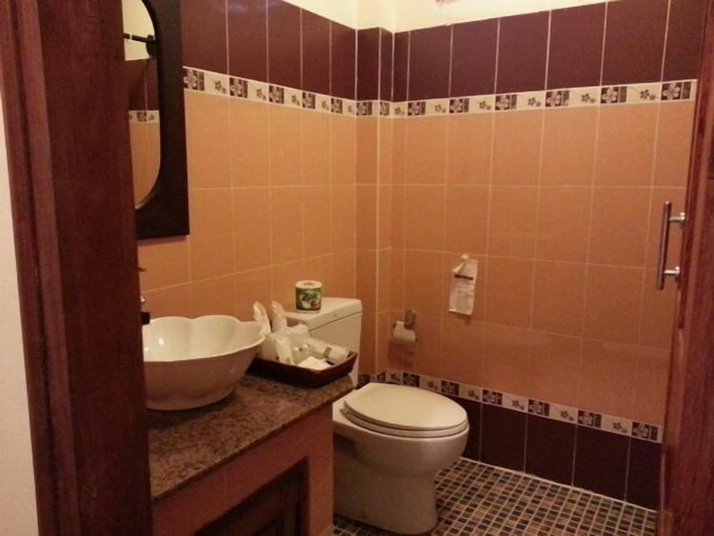 Visoun Namsok Hotel Standard Double Room 12