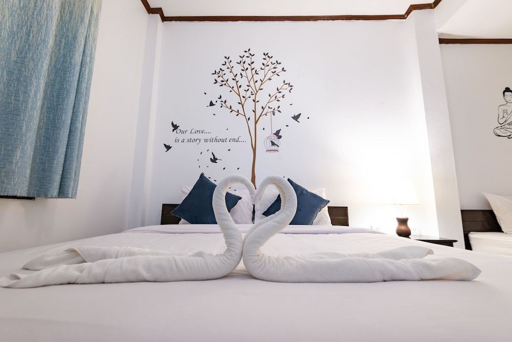 Jasmine Ville Guesthouse Classic Triple Room 8