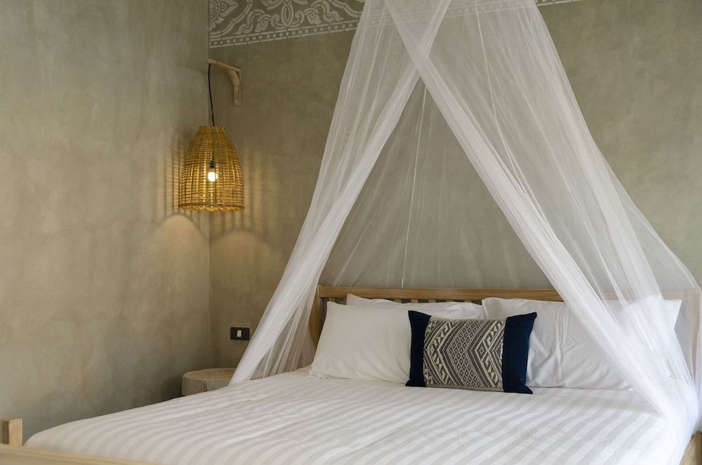 chic stay hana Superior Double Room, 1 Bedroom, Non Smoking, Garden View 2