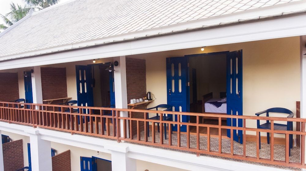 Maison Zen Aphay Deluxe Double Room with River View 5