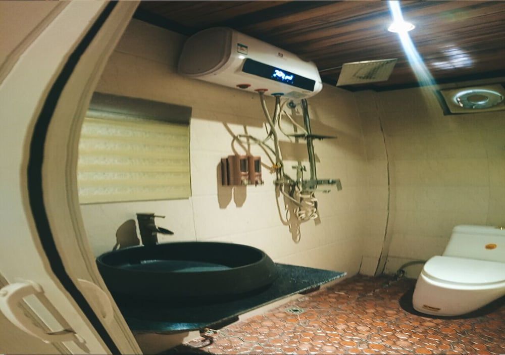 Nammavong Luangprabang guesthouse Standard Twin Room 4