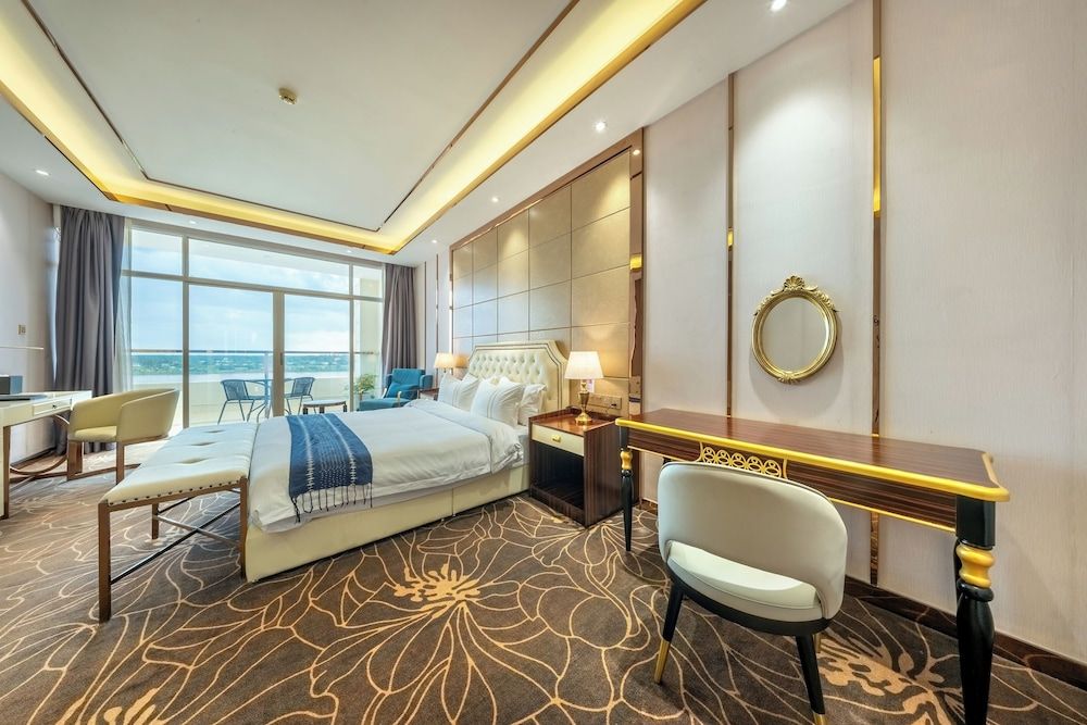 Deluxe King River View