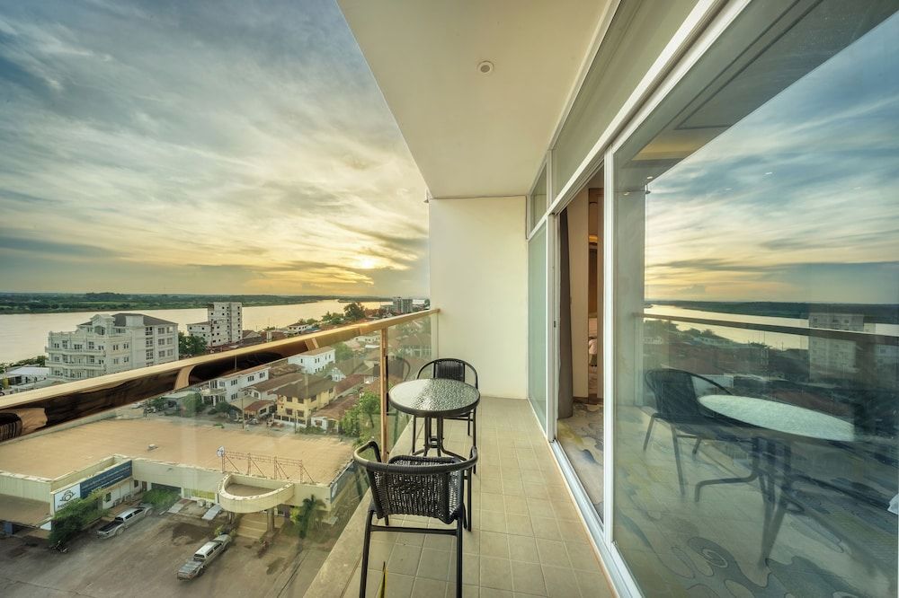 Executive Suite River View