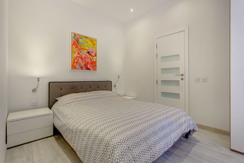 Apartment (1 Bedroom)