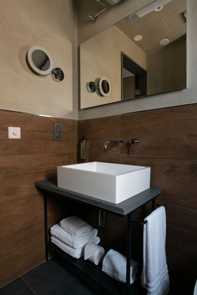 Marea Boutique Hotels Deluxe Double or Twin Room 6