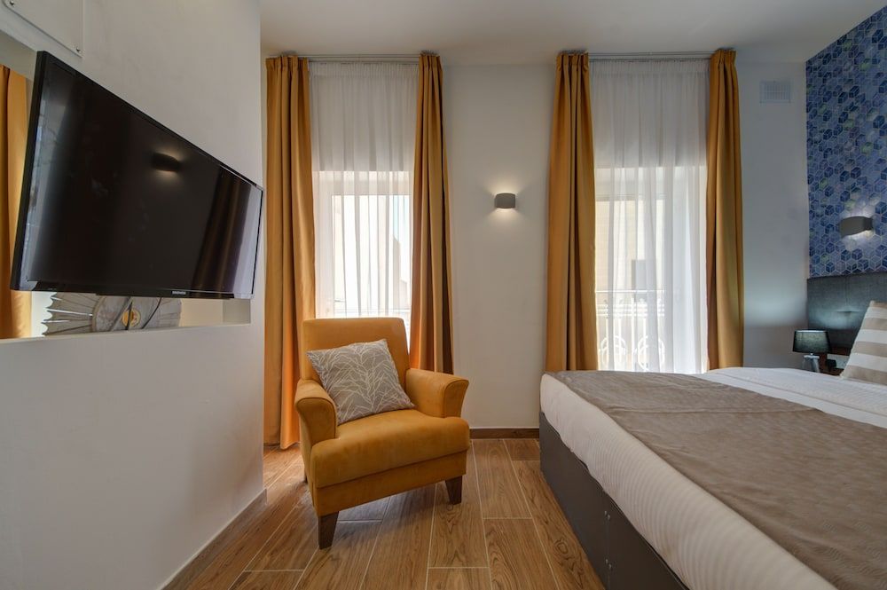 Tritoni Marina Apartments and Suites Deluxe Suite 2