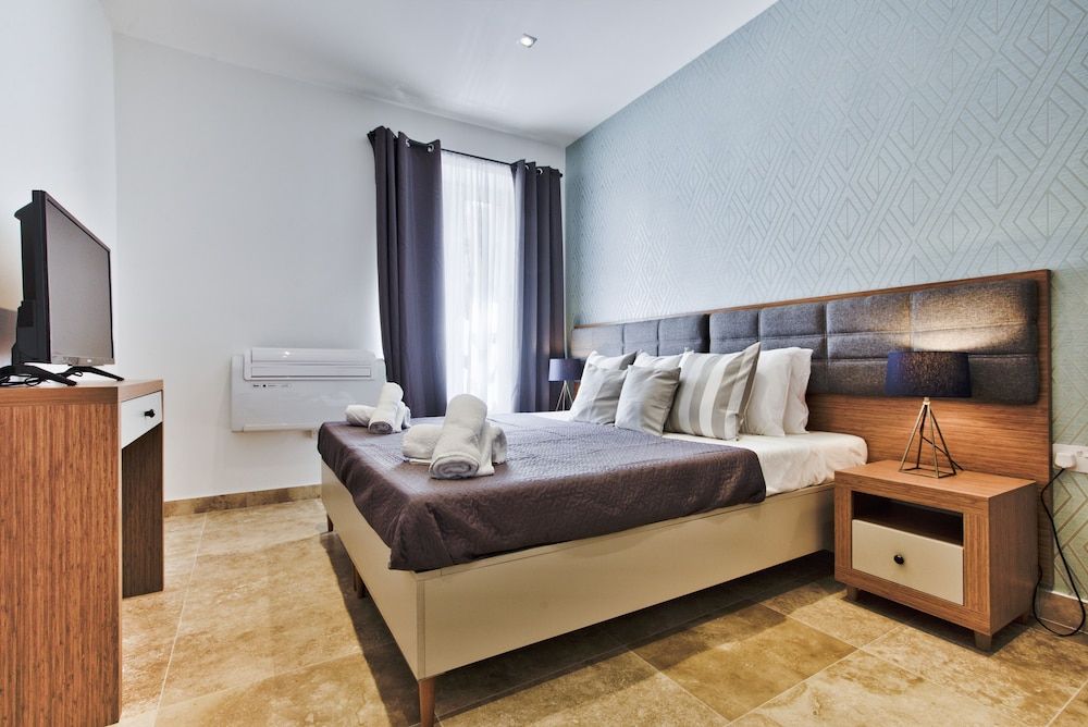 Ursula Suites- Self Catering Apartments- Valletta- by Tritoni Hotels Deluxe Apartment 5