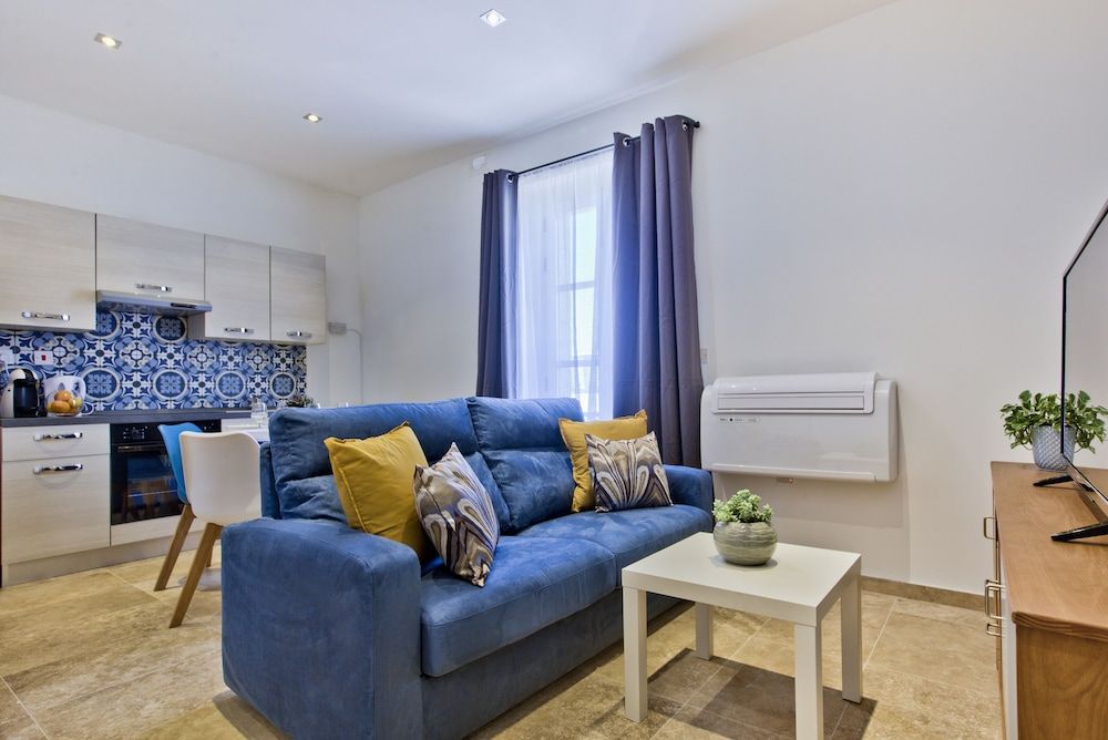 Ursula Suites- Self Catering Apartments- Valletta- by Tritoni Hotels Deluxe Studio 3