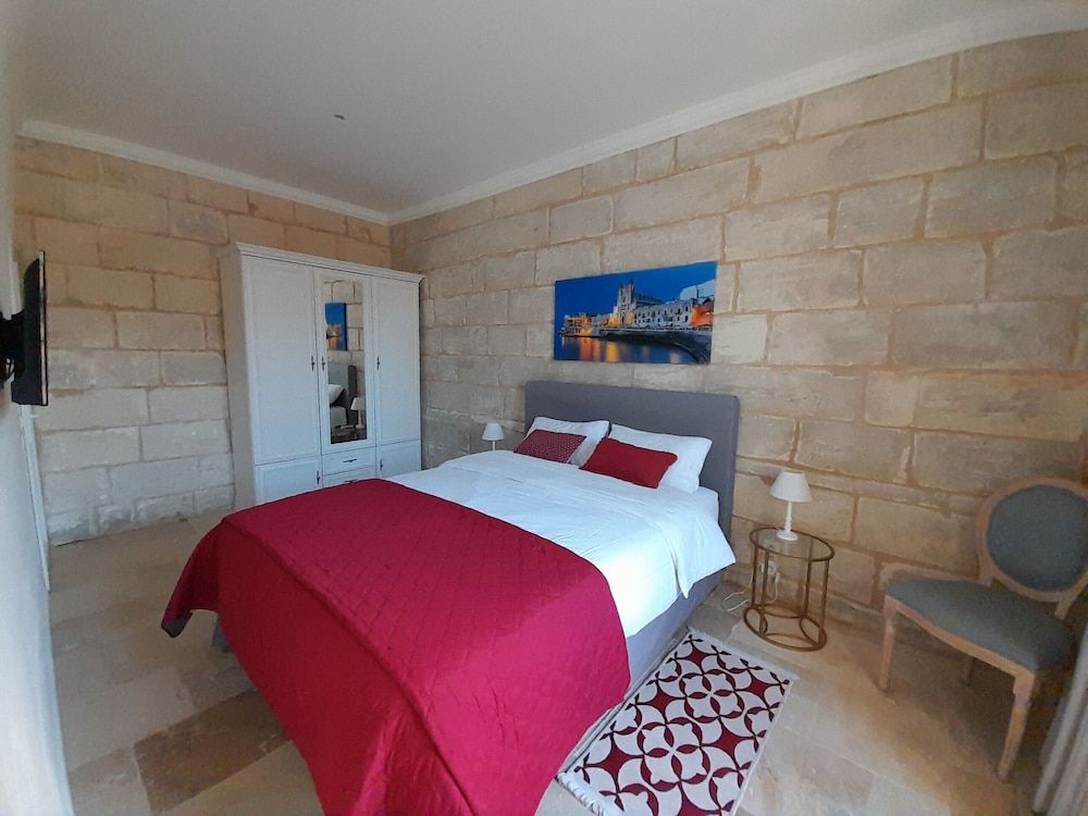 Palazzo Pisani Malta Boutique & Spa Deluxe Double Room