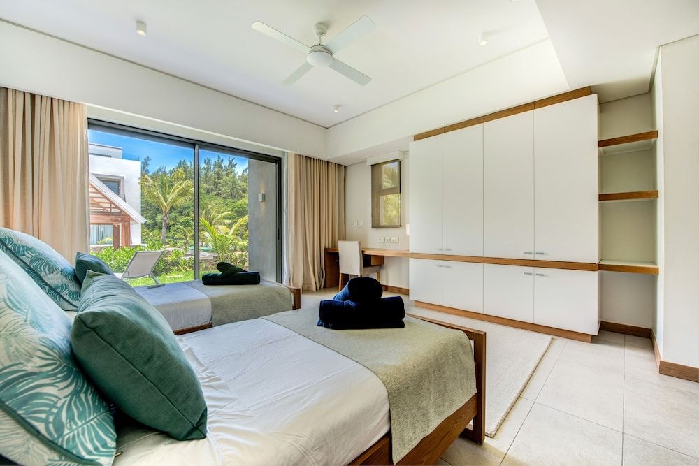 Apartment, 4 Bedrooms (La Peninsule)