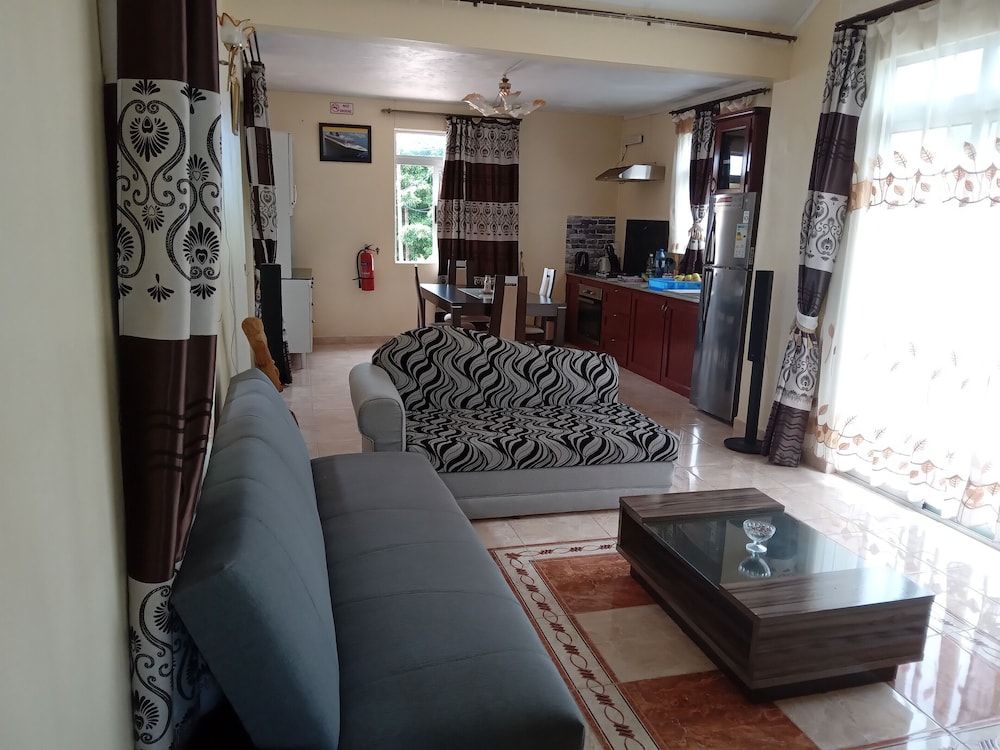 Riverside Holiday Home Apartment, 1 Bedroom, River View 13