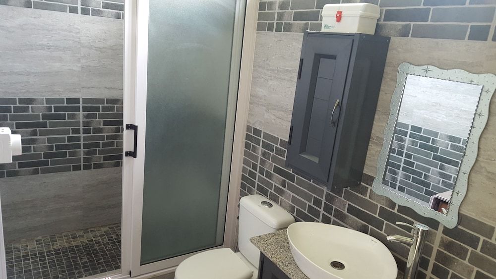 Riverside Holiday Home Studio, 1 Queen Bed with Sofa bed, River View 12