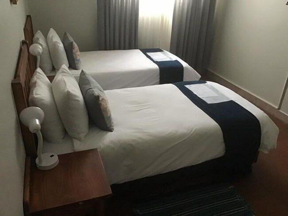 Rocky Shore Guesthouse