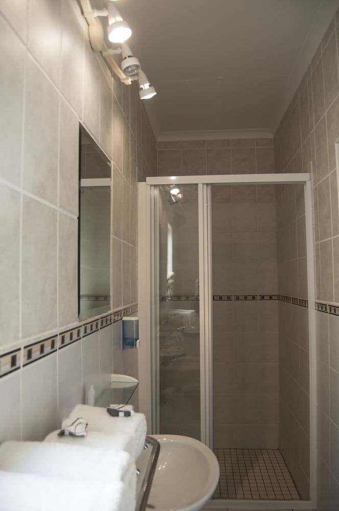 Obelix Guesthouse Standard Twin Room 5