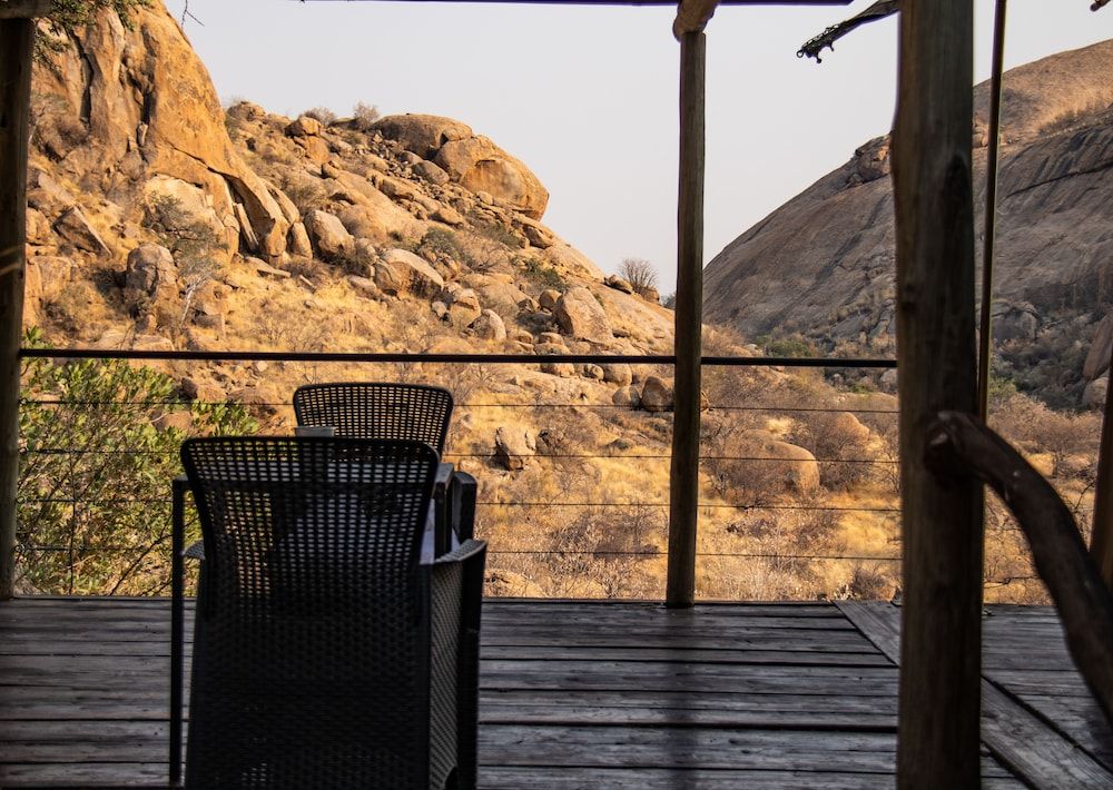 Ondudu Safari Lodge Honeymoon Tent 4