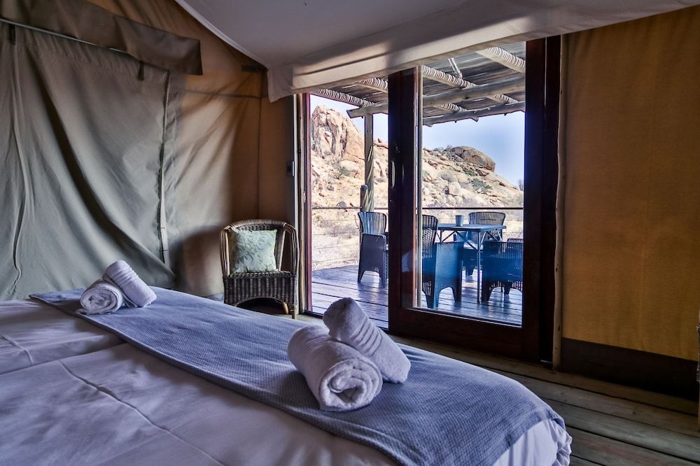 Ondudu Safari Lodge Family Tent 4