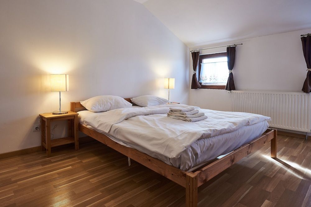 Family Apartment, Mountain View