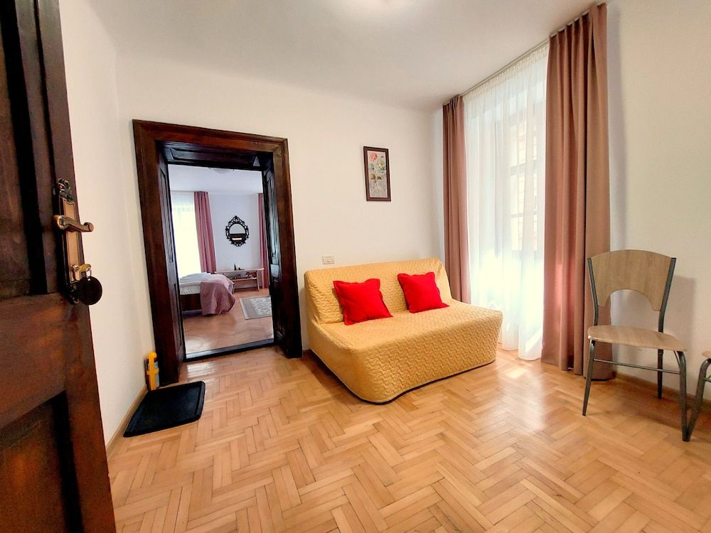 Casa Roth Apartments Comfort Apartment, 1 Queen Bed with Sofa bed 7