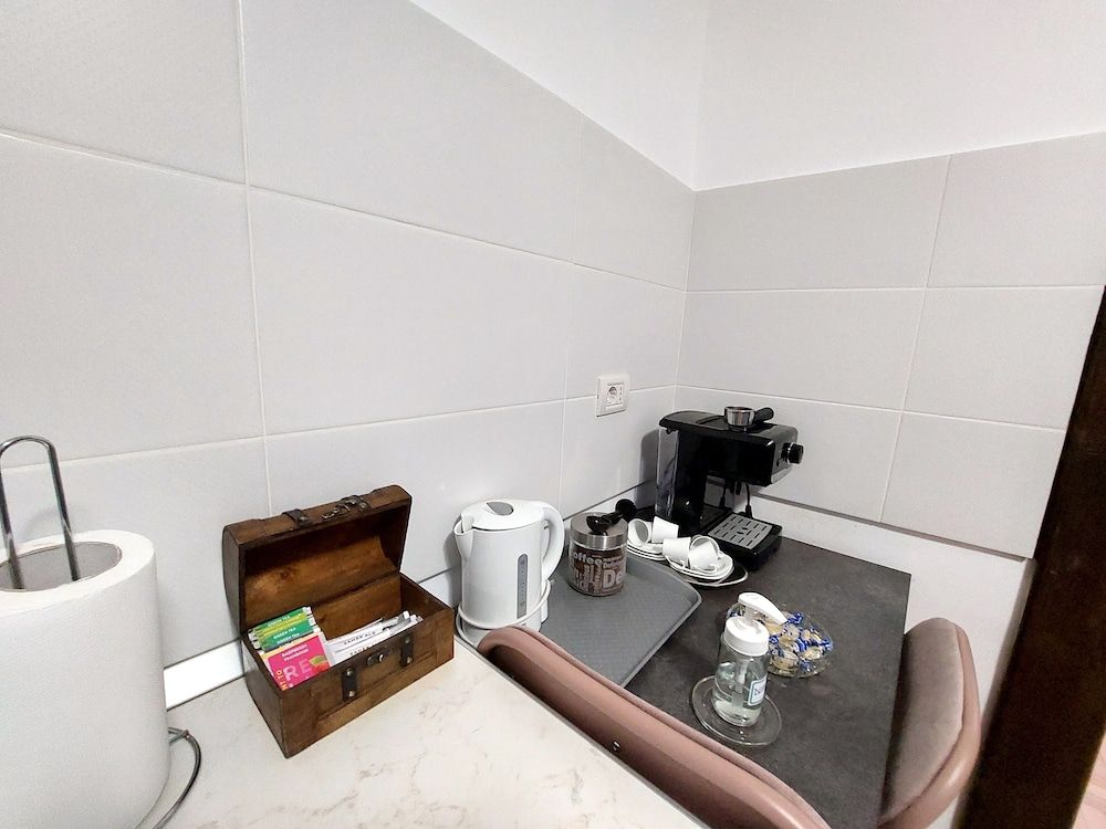 Casa Roth Apartments Classic Suite, City View 9