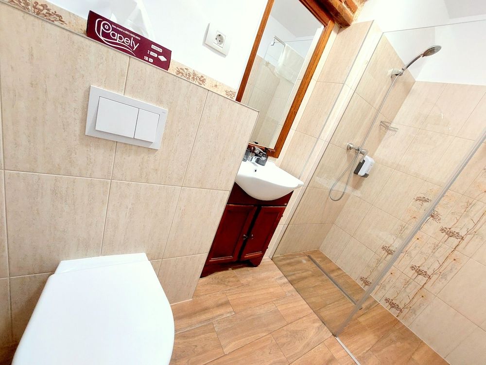 Casa Roth Apartments Comfort Apartment, 1 Queen Bed with Sofa bed 12