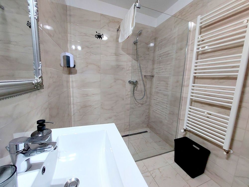 Casa Roth Apartments Deluxe Apartment, Mountain View 10