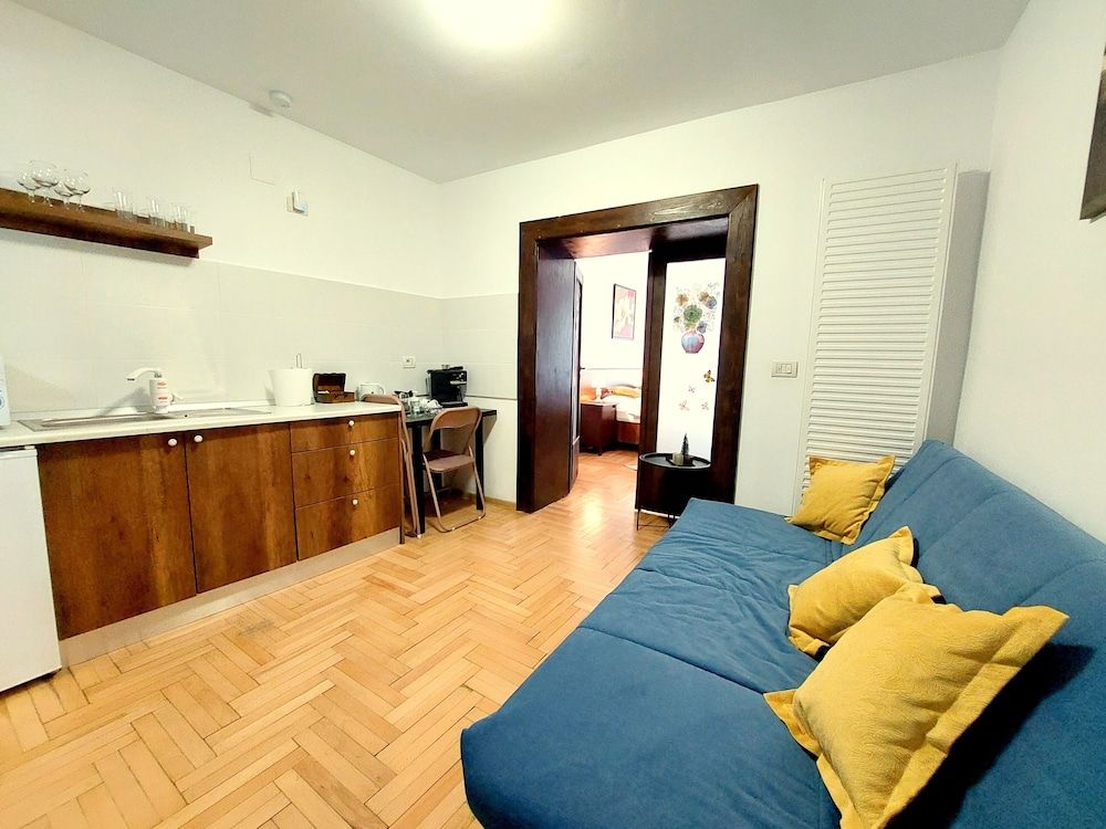 Casa Roth Apartments Classic Suite, City View 15