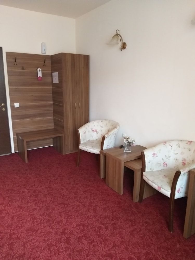 Hotel Gema Standard Double Room, 1 Queen Bed, Non Smoking 4