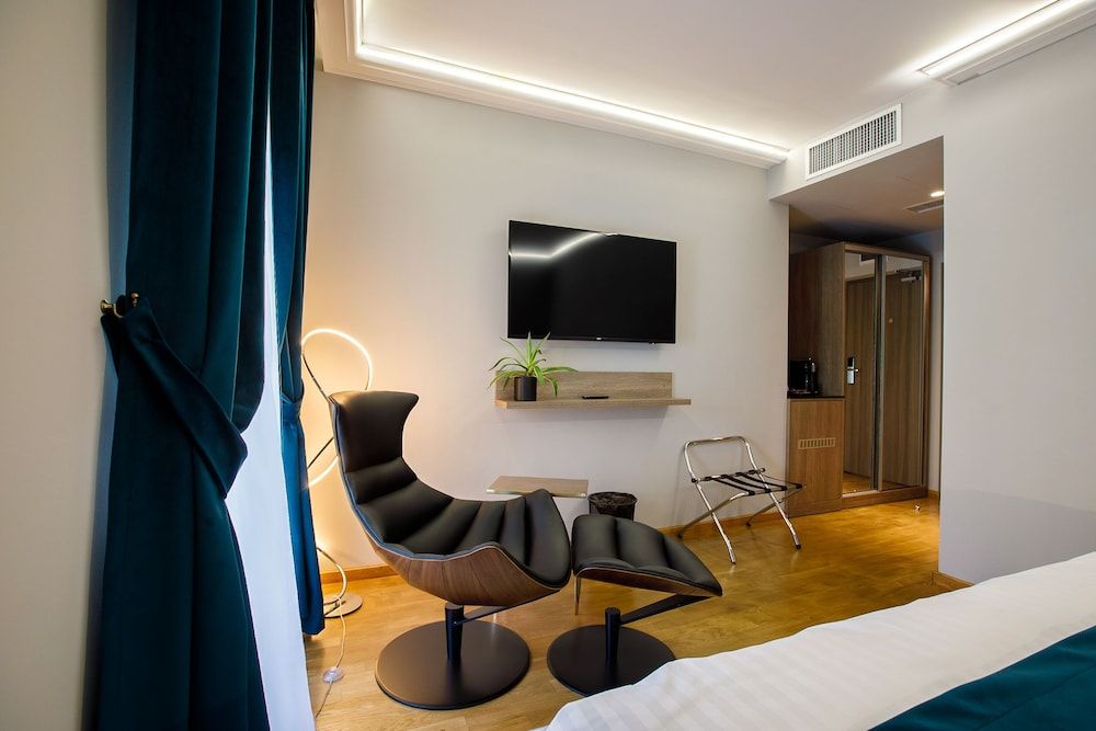 Casa Hrisicos Deluxe Room 32