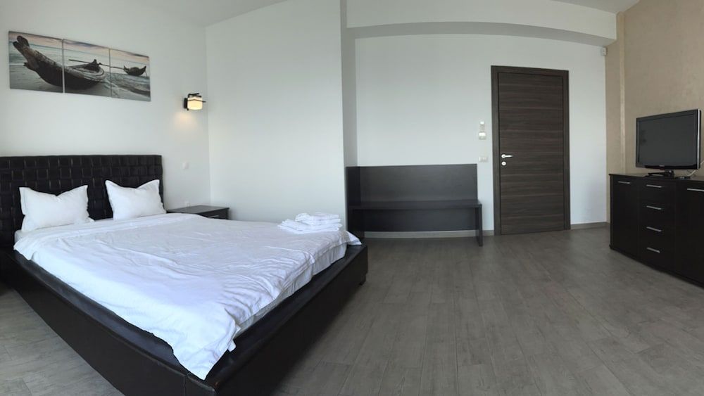 Apart holiday Sophia Mamaia Deluxe Apartment 4
