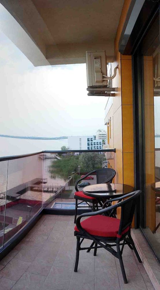 Apart holiday Sophia Mamaia Deluxe Apartment 14