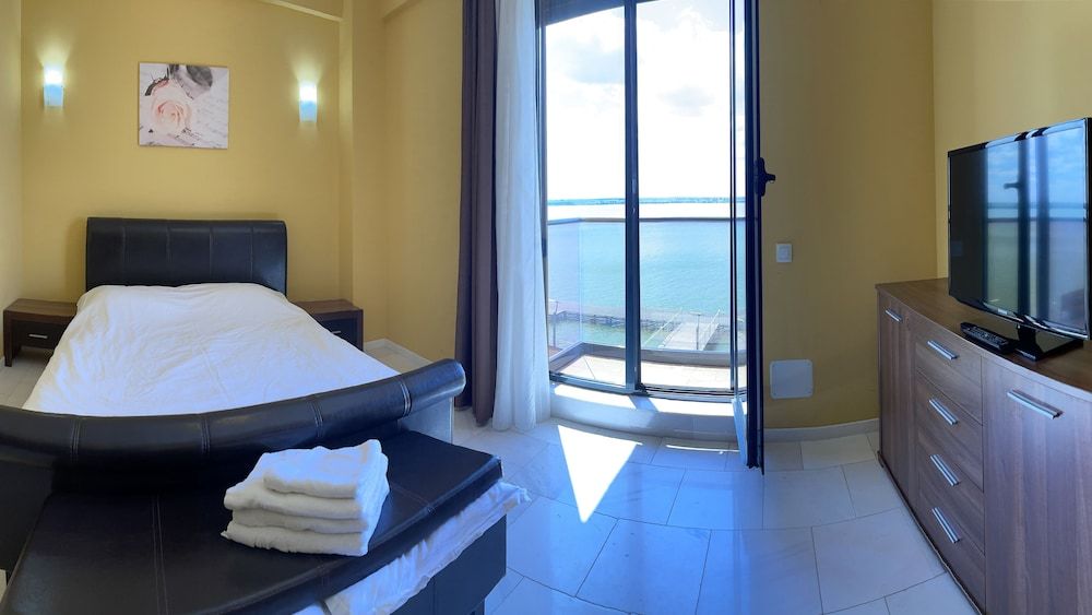 Apart holiday Sophia Mamaia Deluxe Apartment 2