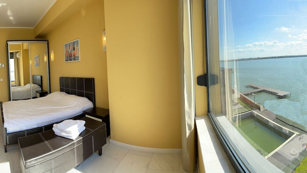 Apart holiday Sophia Mamaia Deluxe Apartment 3