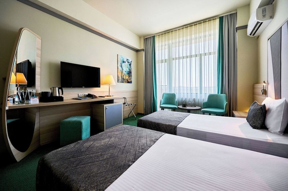 Hotel Malibu Mamaia Standard Twin Room, Balcony, City View