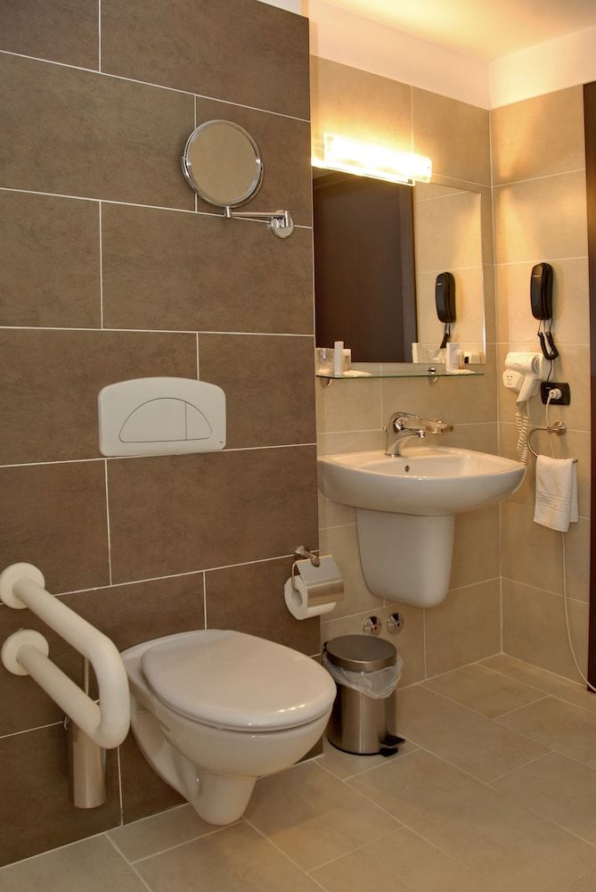 Economy Single Room